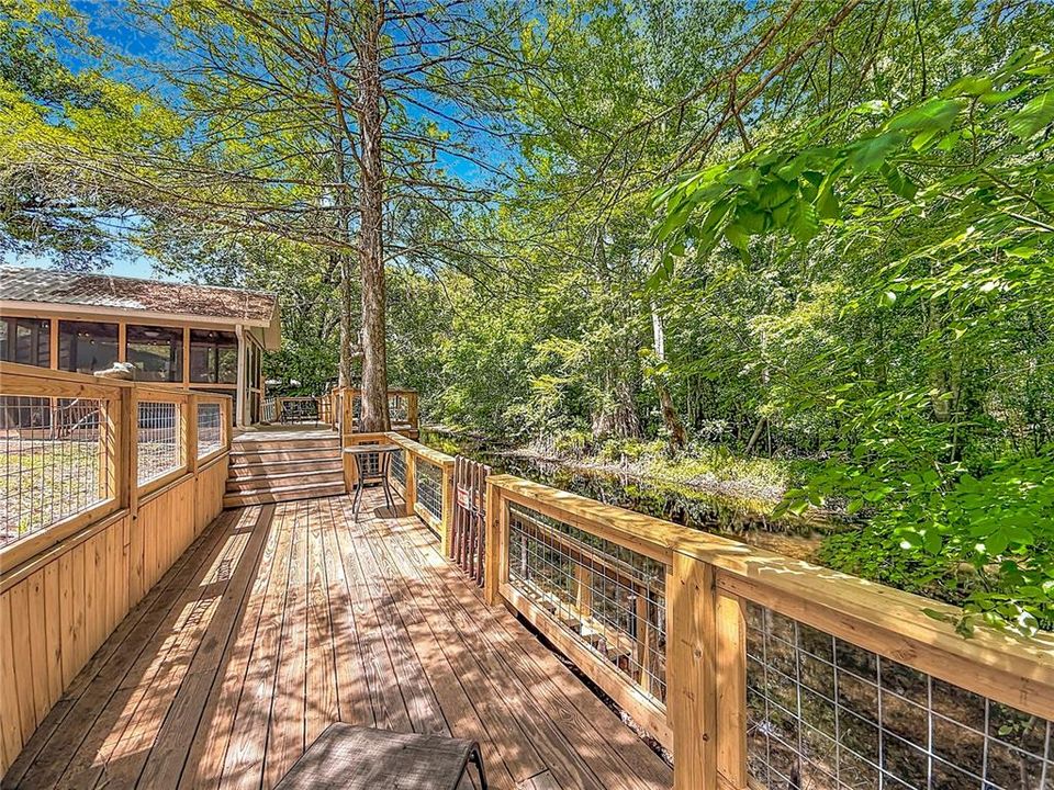 На продажу: $269,900 (2 спален, 2 ванн, 1584 Квадратных фут)