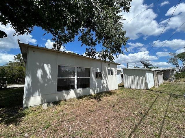 Active With Contract: $129,000 (2 beds, 2 baths, 920 Square Feet)