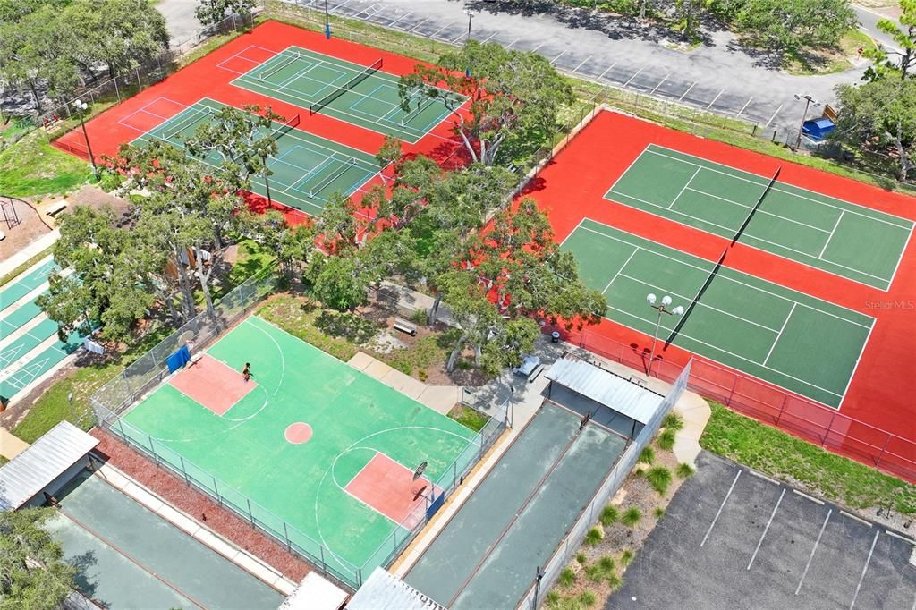 Activo con contrato: $134,000 (2 camas, 2 baños, 1029 Pies cuadrados)