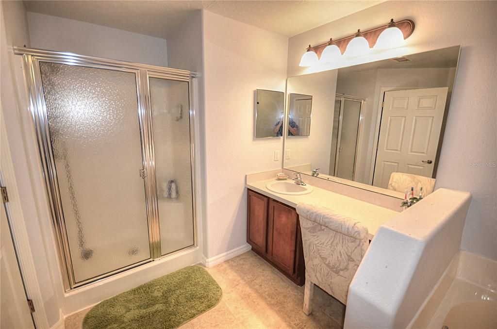 Active With Contract: $279,900 (3 beds, 2 baths, 2020 Square Feet)