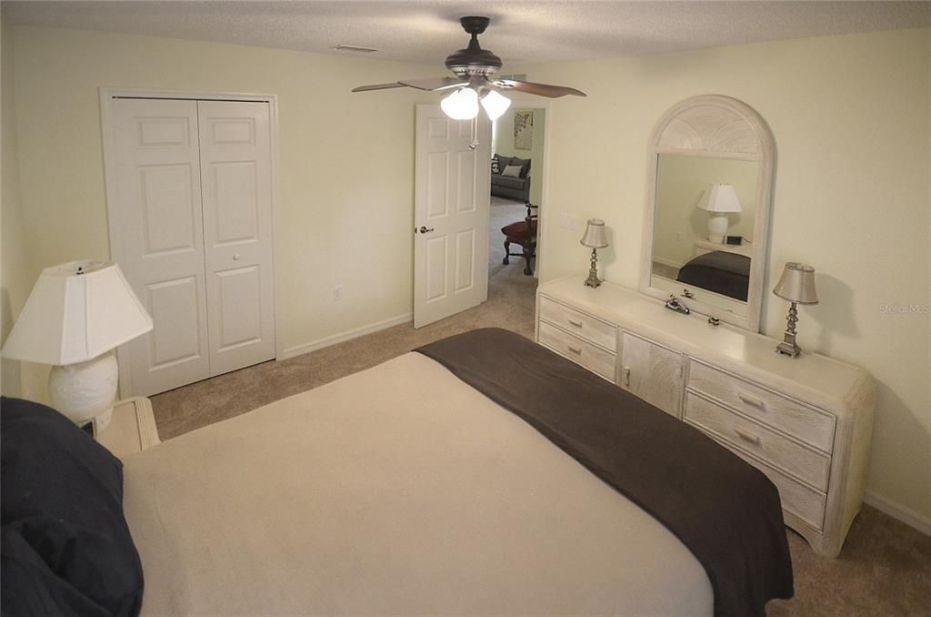 Active With Contract: $279,900 (3 beds, 2 baths, 2020 Square Feet)
