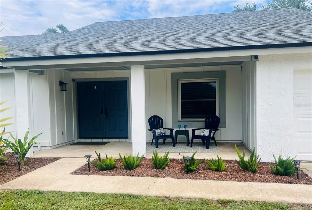 Activo con contrato: $649,999 (4 camas, 2 baños, 2131 Pies cuadrados)