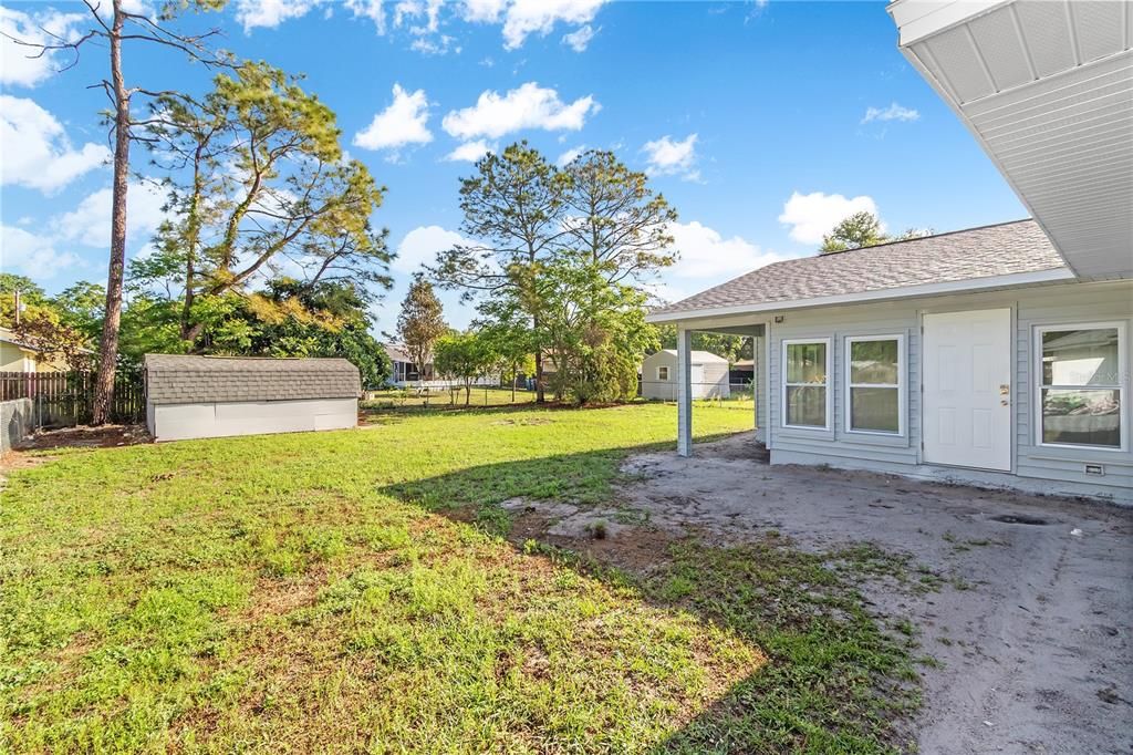Active With Contract: $335,000 (4 beds, 2 baths, 1542 Square Feet)
