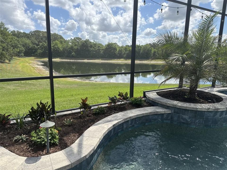 Vendido Recientemente: $850,000 (3 camas, 3 baños, 2906 Pies cuadrados)