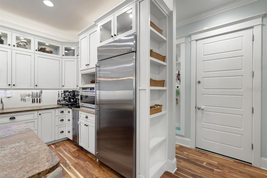 En Venta: $1,225,000 (3 camas, 2 baños, 2052 Pies cuadrados)