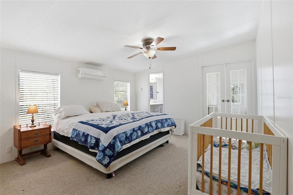 Activo con contrato: $229,900 (3 camas, 2 baños, 1620 Pies cuadrados)