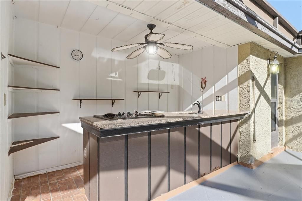 Active With Contract: $359,000 (3 beds, 3 baths, 2517 Square Feet)