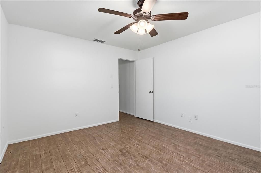 Active With Contract: $359,000 (3 beds, 3 baths, 2517 Square Feet)
