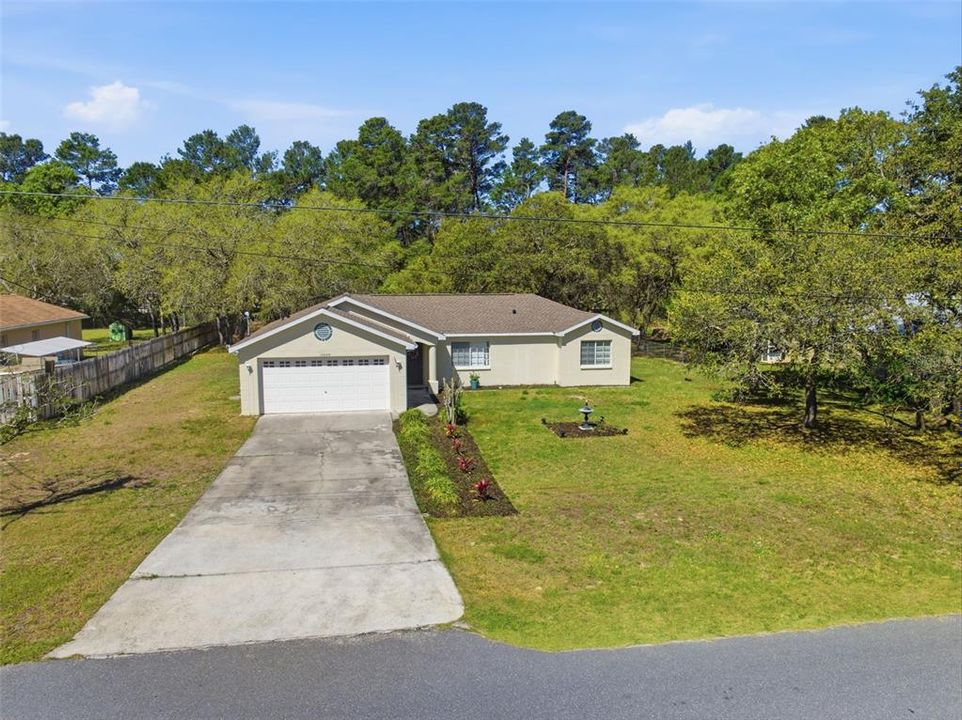 For Sale: $289,900 (3 beds, 2 baths, 1266 Square Feet)