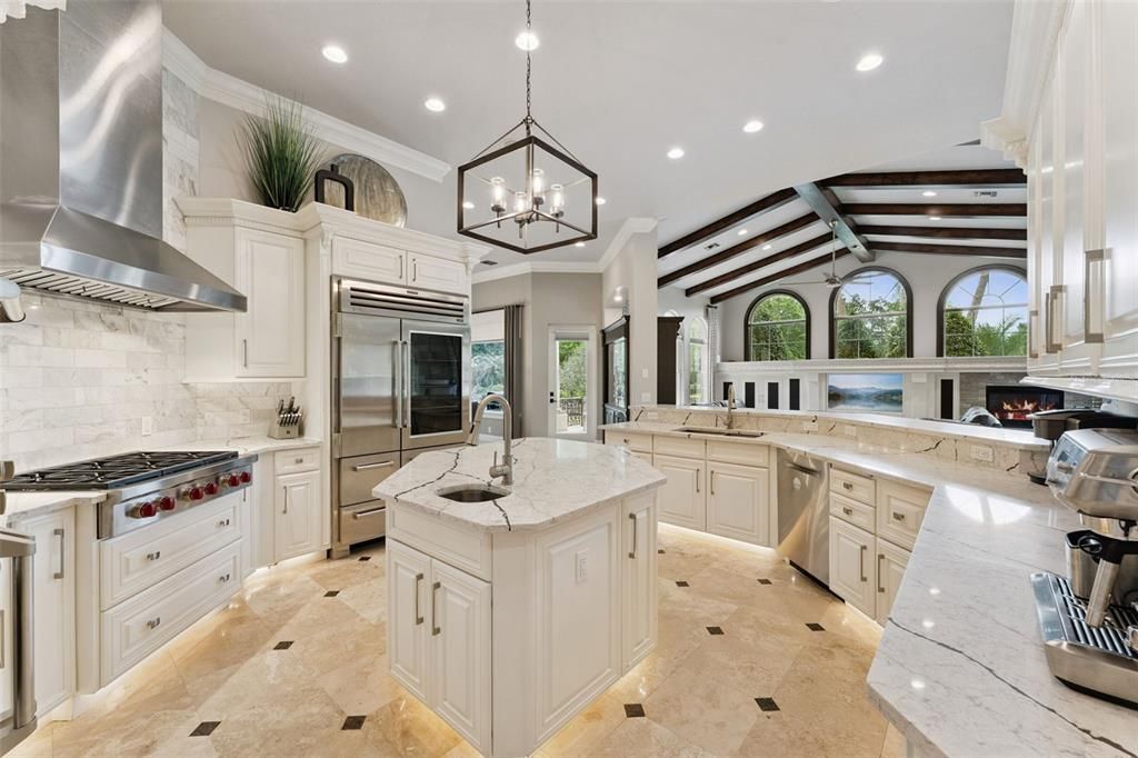 En Venta: $4,800,000 (7 camas, 6 baños, 10684 Pies cuadrados)