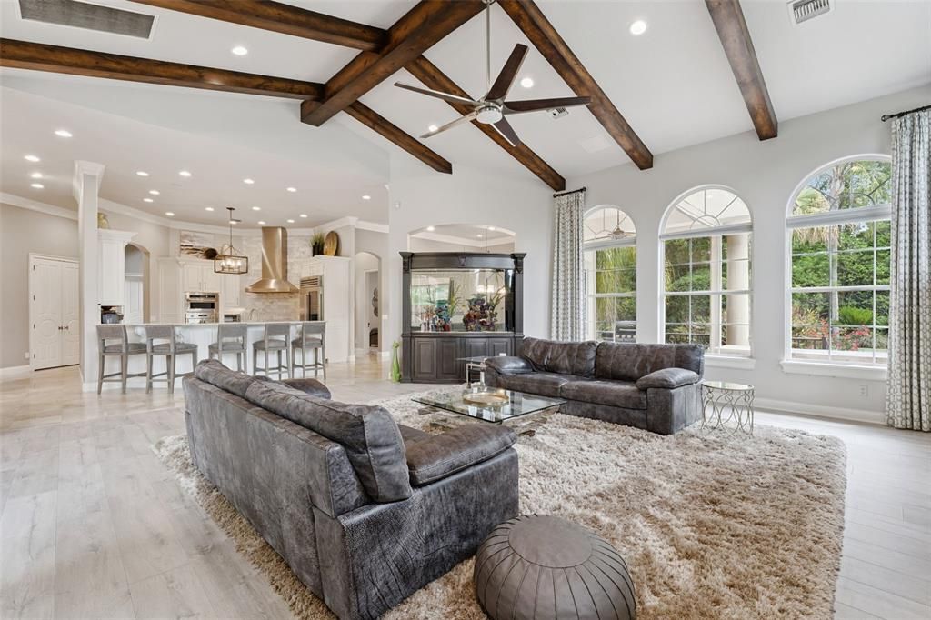 En Venta: $4,800,000 (7 camas, 6 baños, 10684 Pies cuadrados)