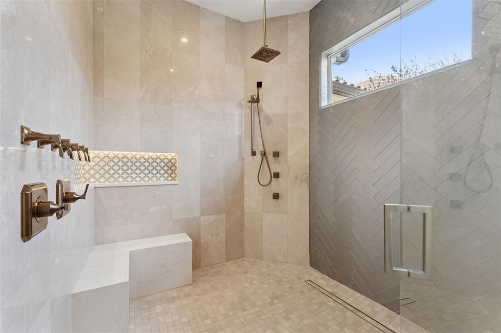 En Venta: $4,800,000 (7 camas, 6 baños, 10684 Pies cuadrados)
