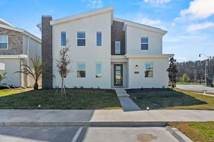 For Sale: $945,000 (8 beds, 5 baths, 4289 Square Feet)