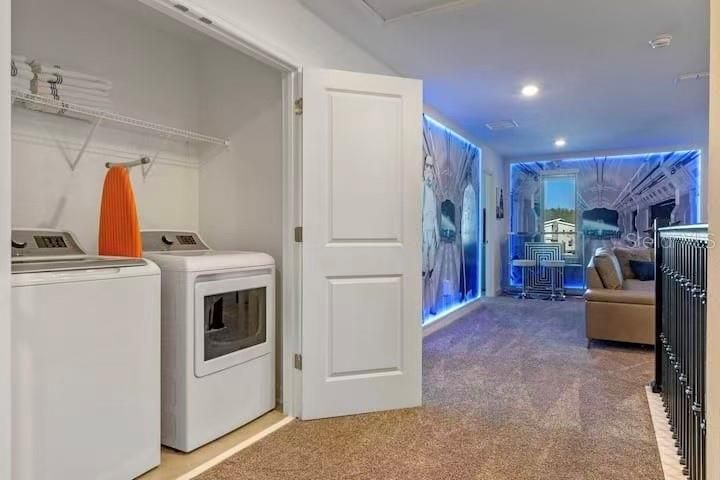 For Sale: $945,000 (8 beds, 5 baths, 4289 Square Feet)