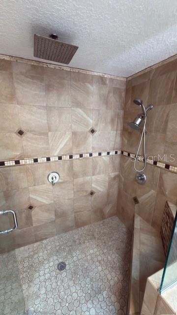 Active With Contract: $540,000 (4 beds, 2 baths, 2880 Square Feet)