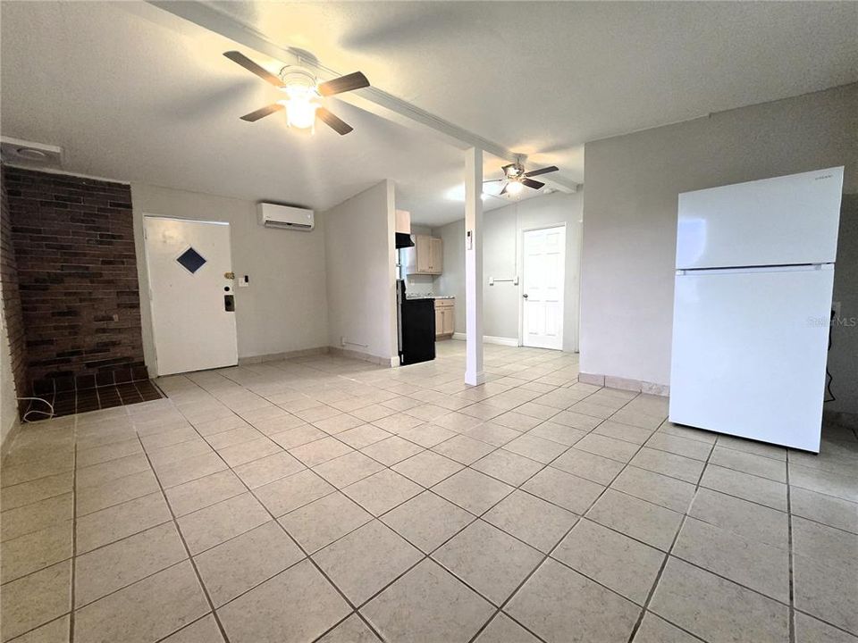 En Renta: $1,495 (4 camas, 1 baños, 900 Pies cuadrados)