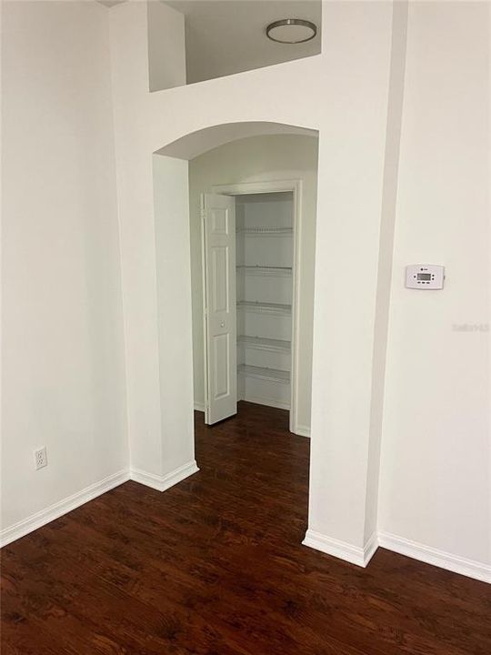 В аренду: $1,995 (3 спален, 2 ванн, 1685 Квадратных фут)