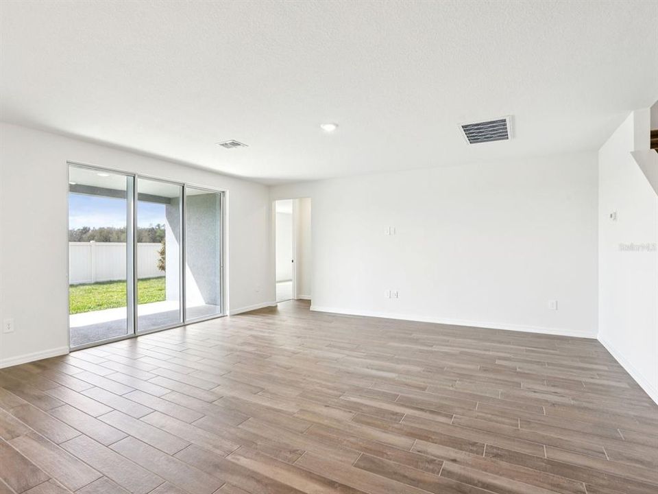 En Venta: $547,420 (5 camas, 4 baños, 3051 Pies cuadrados)