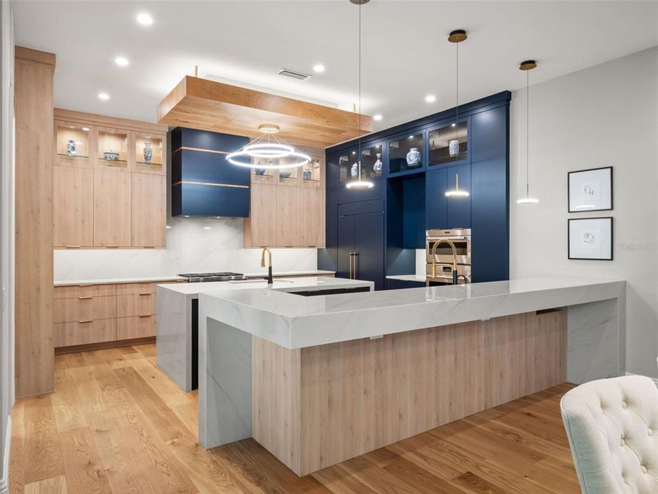 En Venta: $2,200,000 (4 camas, 4 baños, 3330 Pies cuadrados)