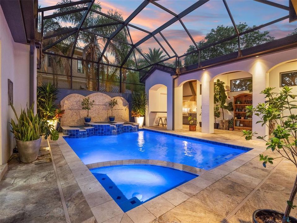 En Venta: $2,200,000 (4 camas, 4 baños, 3330 Pies cuadrados)