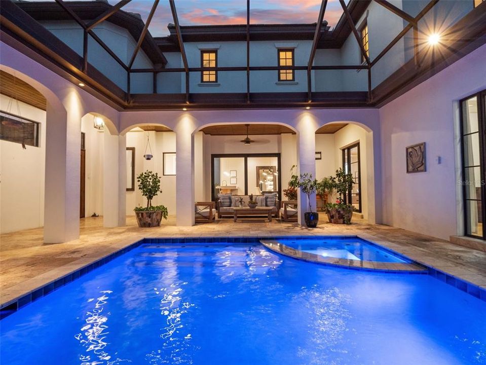 En Venta: $2,200,000 (4 camas, 4 baños, 3330 Pies cuadrados)