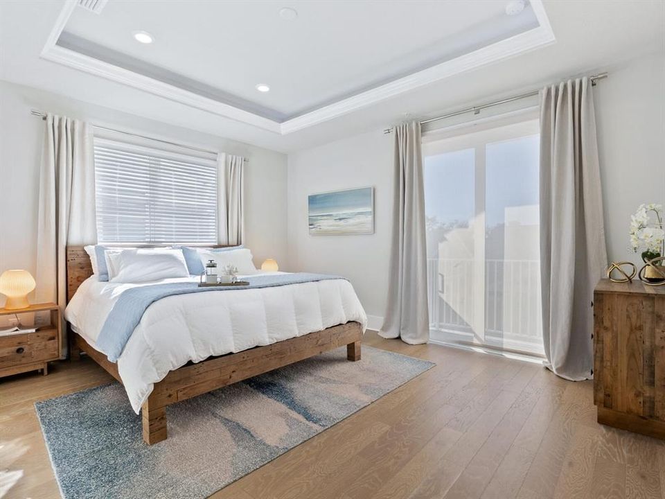En Renta: $4,900 (3 camas, 3 baños, 2423 Pies cuadrados)