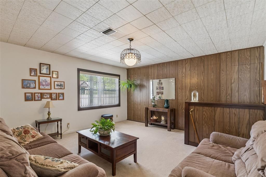 For Sale: $650,000 (4 beds, 2 baths, 1980 Square Feet)