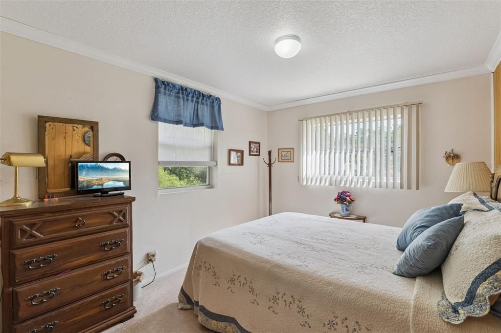 For Sale: $650,000 (4 beds, 2 baths, 1980 Square Feet)