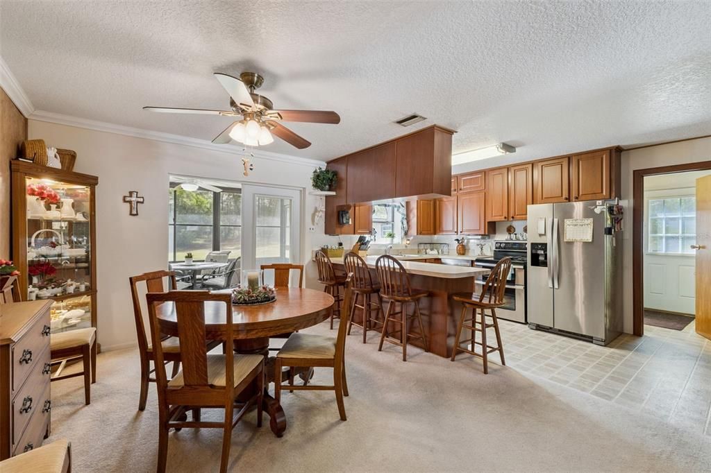 For Sale: $650,000 (4 beds, 2 baths, 1980 Square Feet)