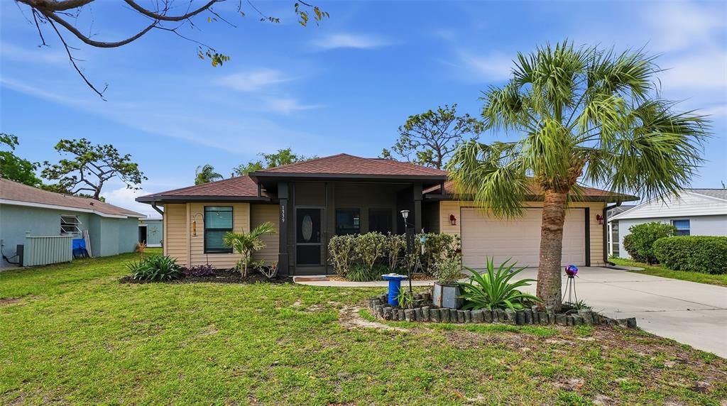 Activo con contrato: $350,000 (3 camas, 2 baños, 1514 Pies cuadrados)