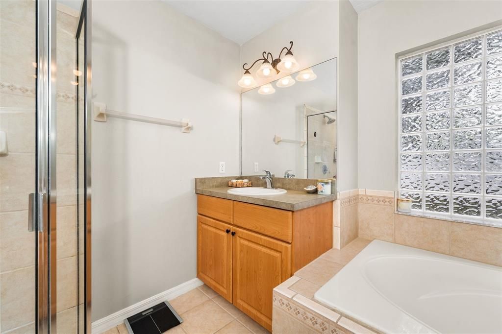 For Sale: $339,000 (3 beds, 2 baths, 1532 Square Feet)