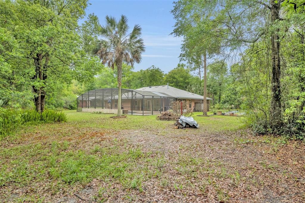 Activo con contrato: $625,000 (3 camas, 2 baños, 2139 Pies cuadrados)