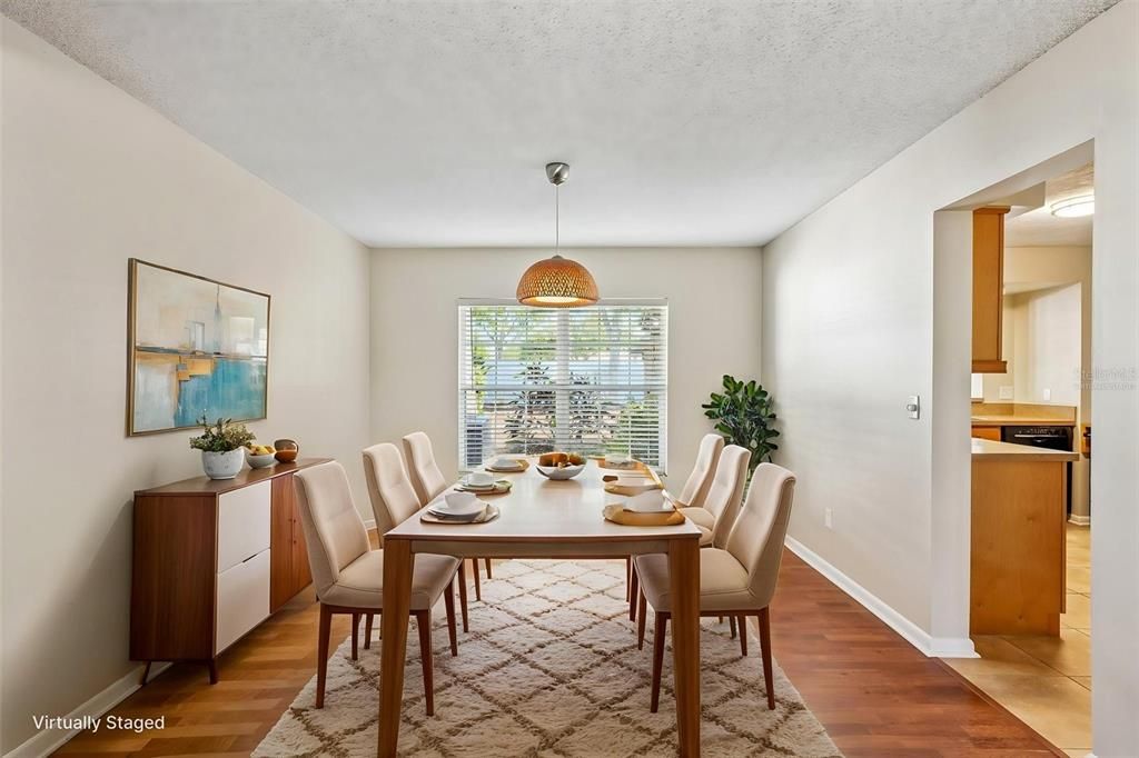 Activo con contrato: $479,900 (4 camas, 2 baños, 1896 Pies cuadrados)