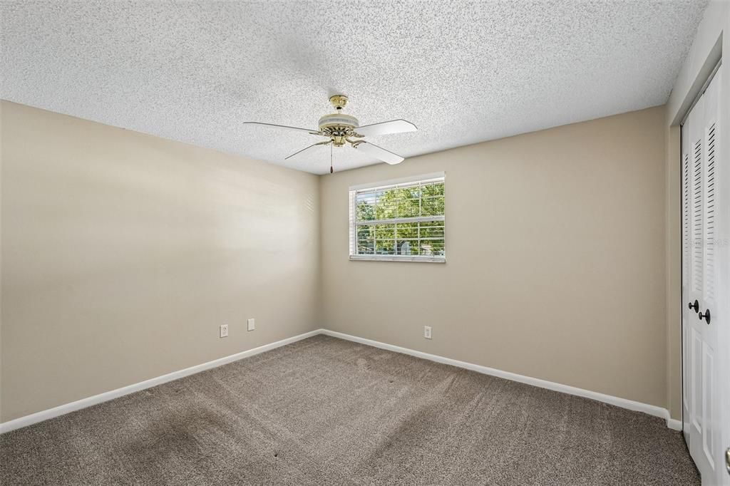 Activo con contrato: $479,900 (4 camas, 2 baños, 1896 Pies cuadrados)