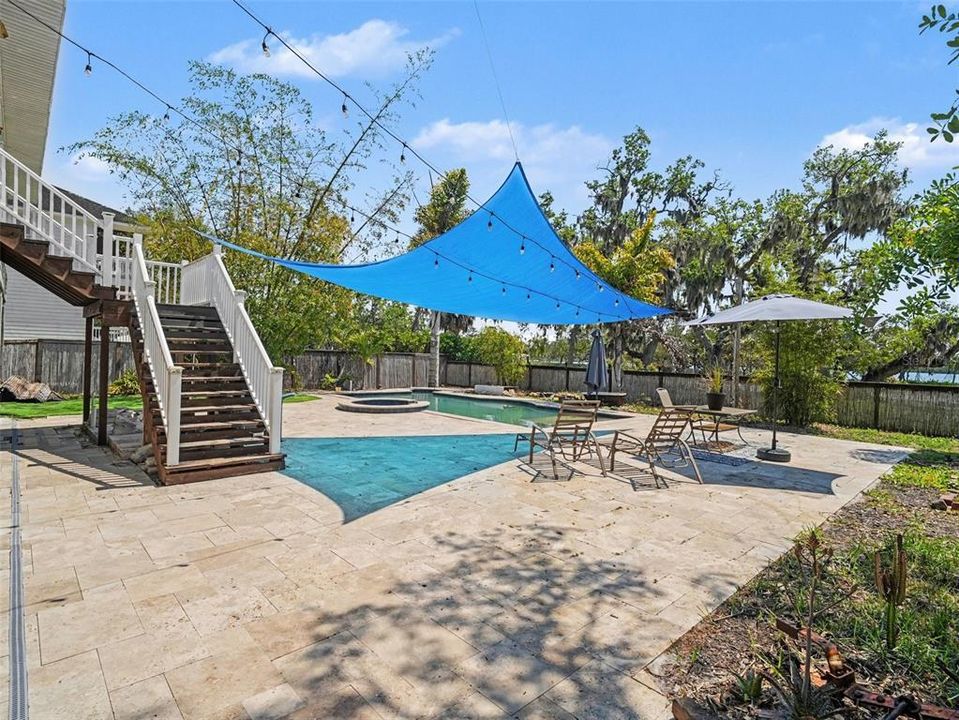 En Venta: $1,150,000 (3 camas, 2 baños, 2436 Pies cuadrados)