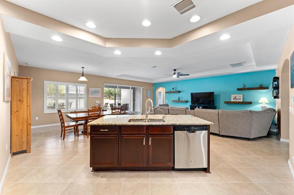 Active With Contract: $585,000 (5 beds, 3 baths, 3228 Square Feet)