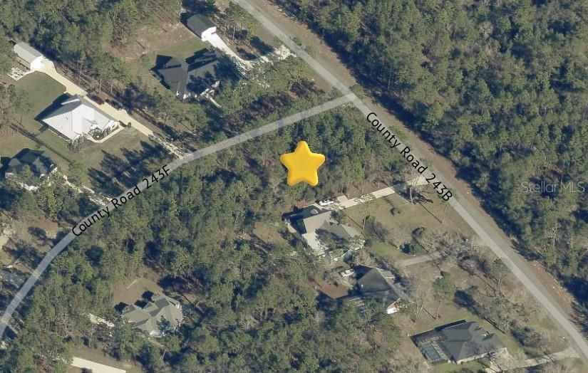На продажу: $135,000 (0.96 acres)
