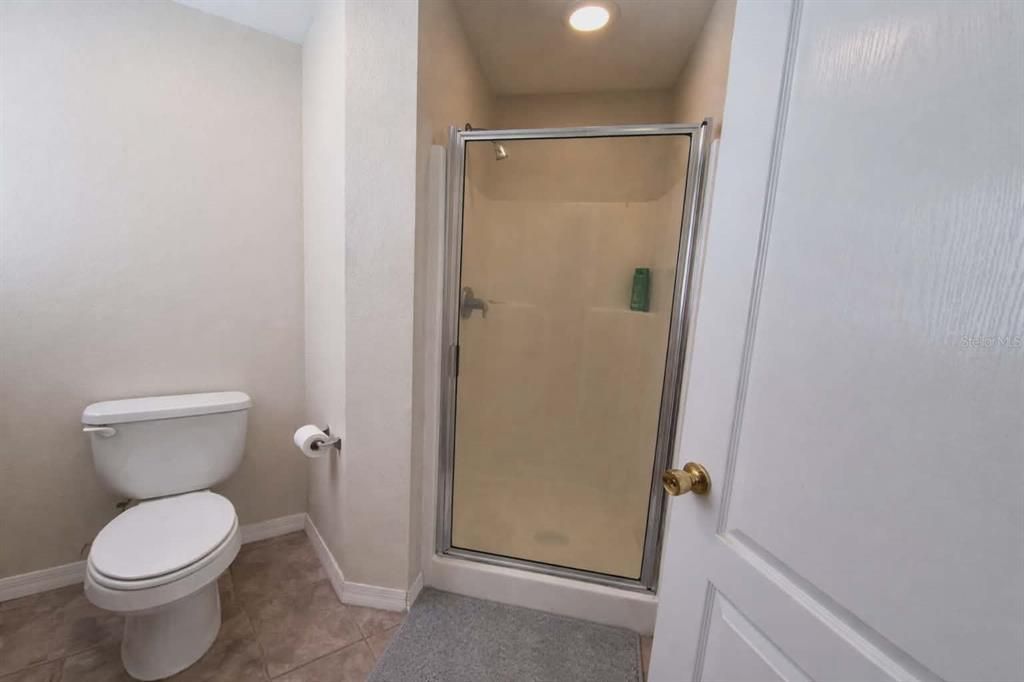 En Venta: $250,000 (3 camas, 2 baños, 1350 Pies cuadrados)