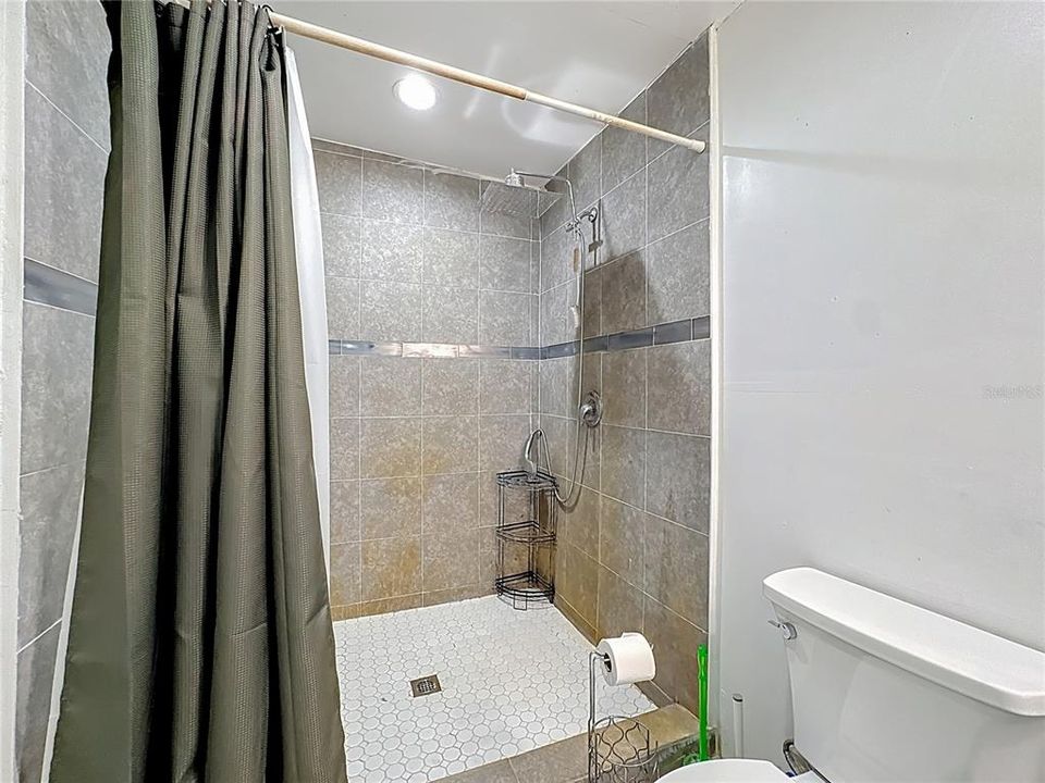 На продажу: $449,999 (3 спален, 2 ванн, 1737 Квадратных фут)