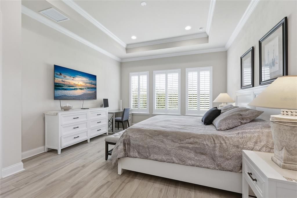 For Sale: $950,000 (3 beds, 3 baths, 2595 Square Feet)