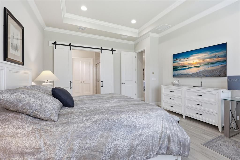 For Sale: $950,000 (3 beds, 3 baths, 2595 Square Feet)