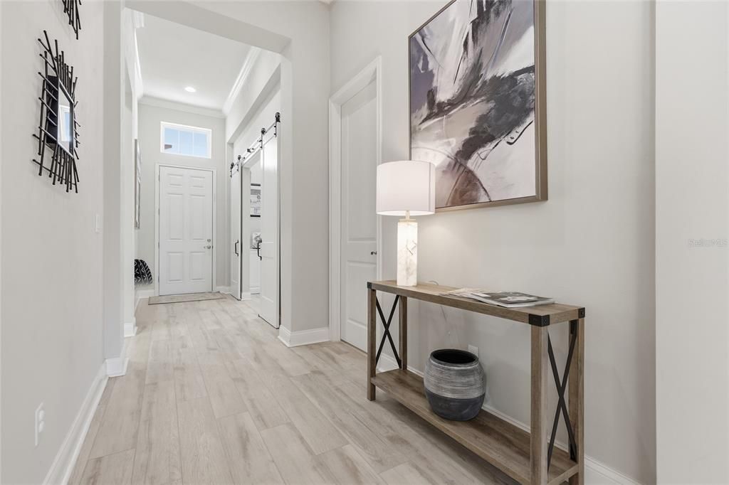 For Sale: $950,000 (3 beds, 3 baths, 2595 Square Feet)