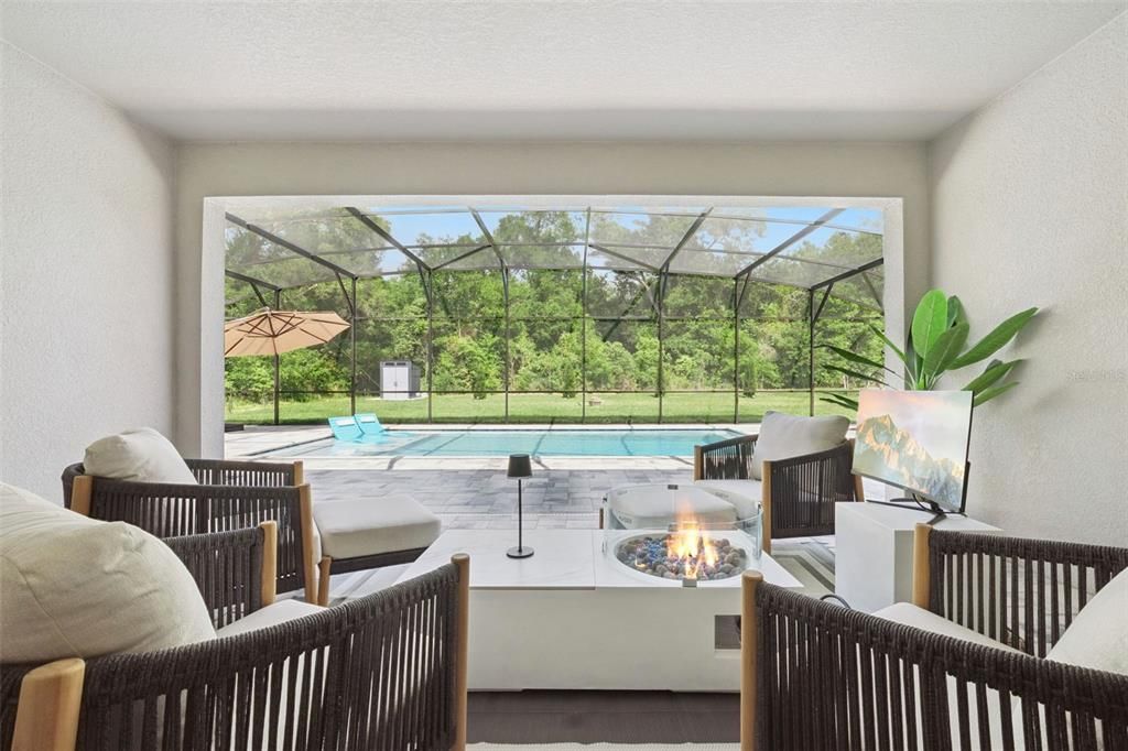 En Venta: $899,000 (5 camas, 4 baños, 3300 Pies cuadrados)