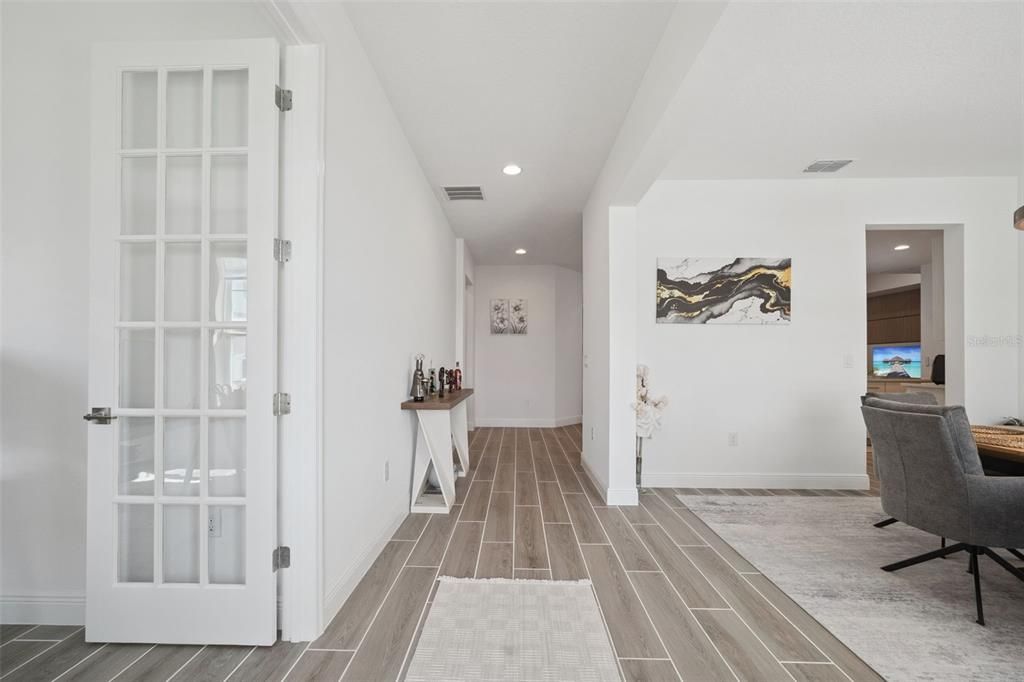 En Venta: $899,000 (5 camas, 4 baños, 3300 Pies cuadrados)