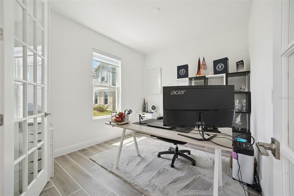 En Venta: $899,000 (5 camas, 4 baños, 3300 Pies cuadrados)