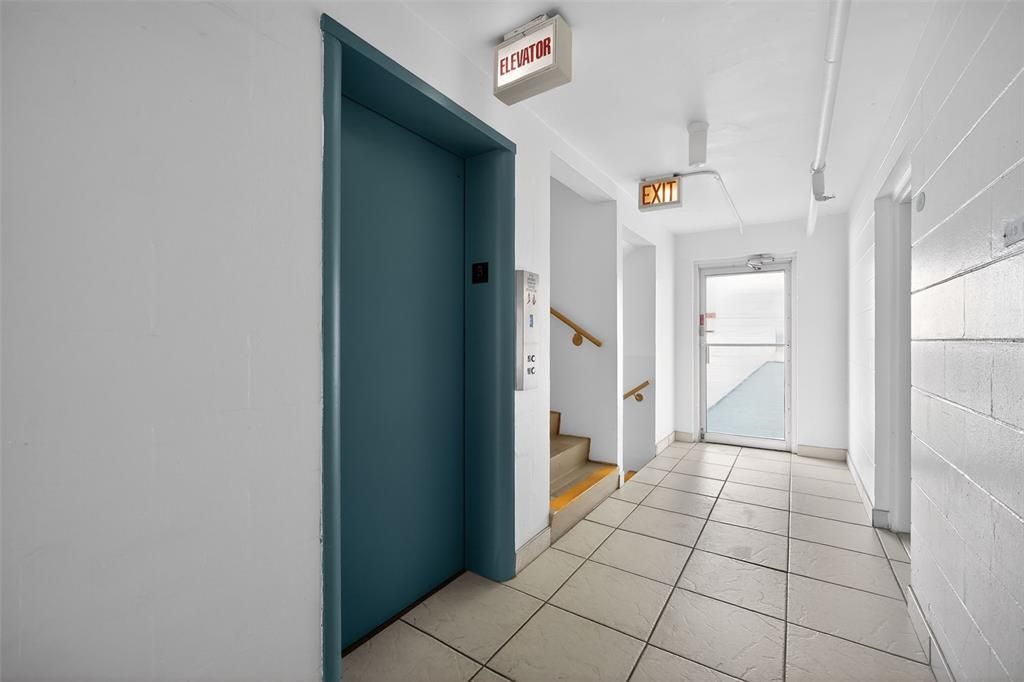For Sale: $129,900 (0 beds, 1 baths, 344 Square Feet)