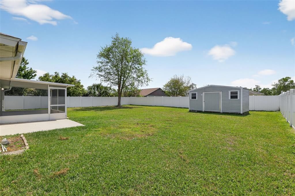 Activo con contrato: $245,000 (3 camas, 2 baños, 1202 Pies cuadrados)