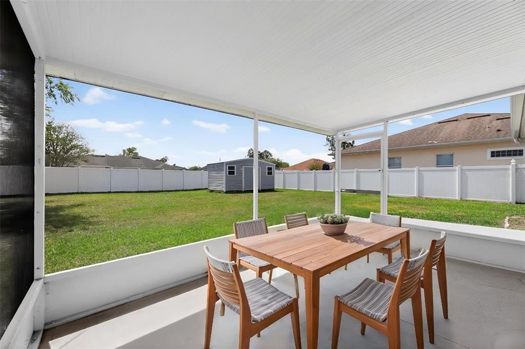 Activo con contrato: $245,000 (3 camas, 2 baños, 1202 Pies cuadrados)