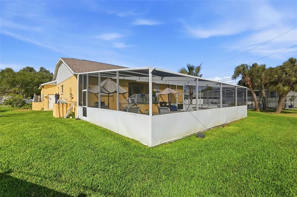 Activo con contrato: $725,000 (3 camas, 3 baños, 1875 Pies cuadrados)