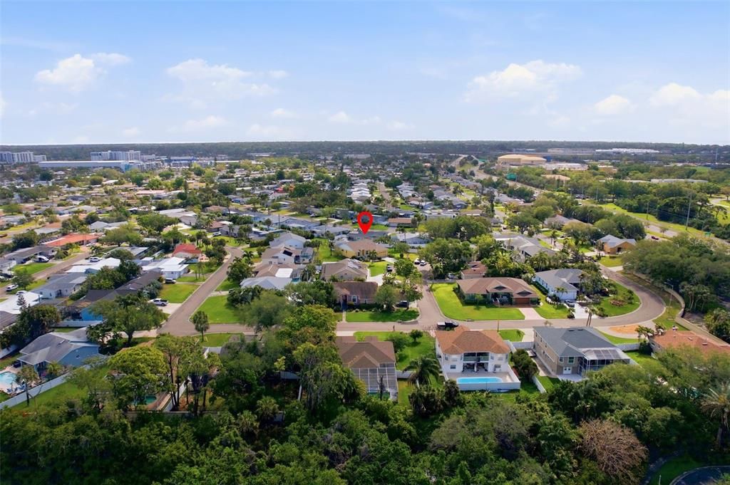 Activo con contrato: $725,000 (3 camas, 3 baños, 1875 Pies cuadrados)
